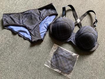 Marlies Dekkers setje (BH en twee slips) beschikbaar voor biedingen
