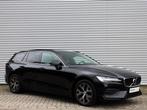 Volvo V60 2.0 B4 Core Automaat / Trekhaak / Privacy Glass /, Auto's, 4 cilinders, 1634 kg, Zwart, 92 €/maand