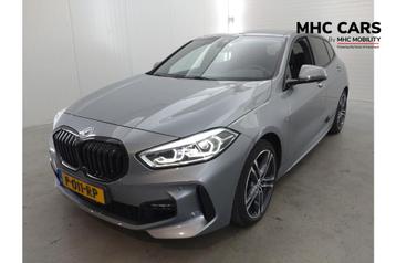 BMW 1-serie 118i Executive | Verwacht | M-pakket | Trekhaak  beschikbaar voor biedingen