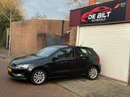 Volkswagen Polo Highline 1.2 TSI BlueM AIRCO/CRUISE/TRKHK!, Auto's, Stof, 40 €/maand, 4 cilinders, Zwart