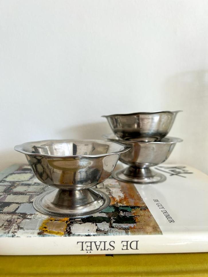 3x vintage rvs ijscoupes, Huis en Inrichting, Keuken | Servies, Gebruikt, Kom(men), Overige stijlen, Overige materialen, Ophalen of Verzenden