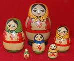 Vrolijk setje van 6 Matroesjka poppetjes, Antiek en Kunst, Curiosa en Brocante, Ophalen of Verzenden