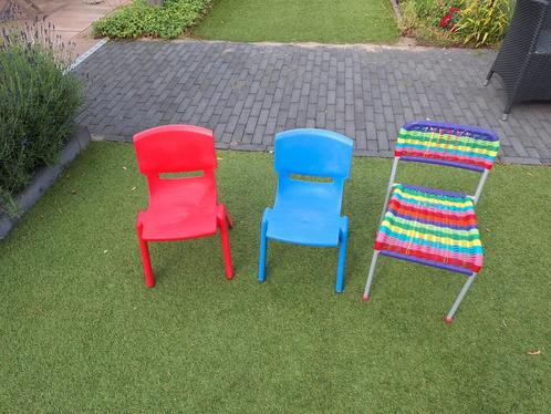 3 kinderstoeltjes voor buiten, Tuin en Terras, Tuinstoelen, Kunststof, Stapelbaar, Ophalen