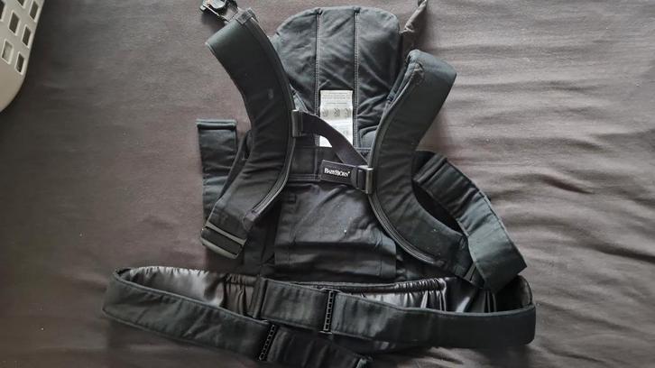 Stevige BabyBjorn draagzak zwart, Kinderen en Baby's, Babydragers en Draagdoeken, Zo goed als nieuw, Draagzak, Baby Björn, Ophalen of Verzenden