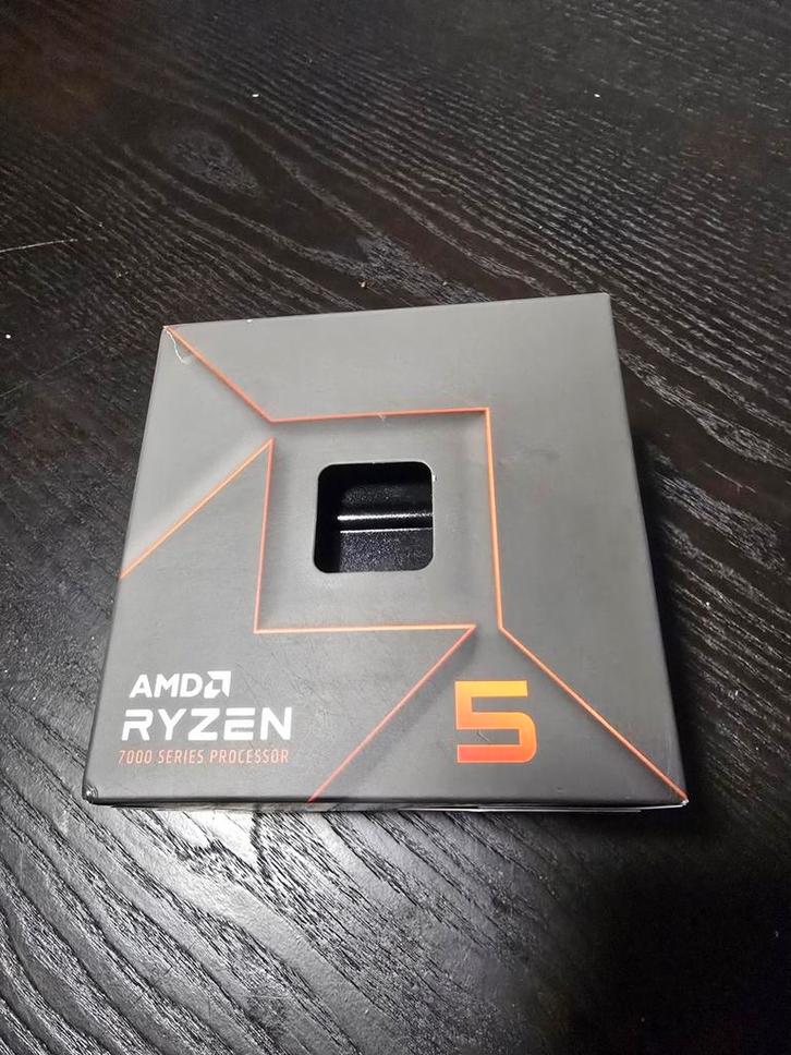 AMD Ryzen 5 7600 - Nieuw in doos!, Computers en Software, Processors, Nieuw, 6-core, 3 tot 4 Ghz, Ophalen of Verzenden
