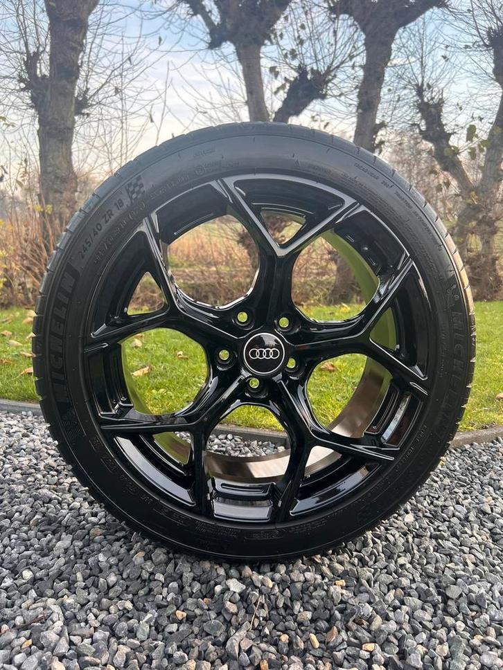 18 inch Audi A4 A5 Michelin zomerbanden nieuw, Auto-onderdelen, Banden en Velgen, Banden en Velgen, Zomerbanden, 18 inch, 245 mm