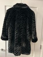 Mooie nep bontjas, Ophalen of Verzenden, Zo goed als nieuw, Maat 38/40 (M), Zwart
