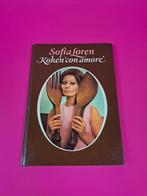 Koken con amore - Sofia Loren (1971) kookboek, Ophalen of Verzenden, Sofia Loren, Italië, Gelezen