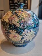 Exquisite Korean Mother-of-Pearl Lacquer Vase, Antiek en Kunst, Ophalen