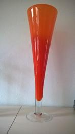 Oranje hoge vaas, Ophalen, Oranje, 75 cm of meer, Glas