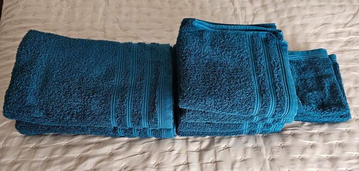 Hotel Royal, handdoeken set, Huis en Inrichting, Badkamer | Badtextiel en Accessoires, Nieuw, Handdoek, Ophalen of Verzenden