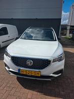 MG ZS EV luxury + panorama dak, Automaat, Zwart, Wit, Leder