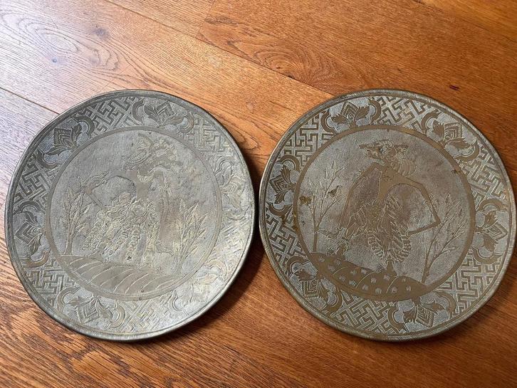 Asian brass wall plates / Aziatische wandborden, Antiek en Kunst, Antiek | Wandborden en Tegels, Ophalen of Verzenden