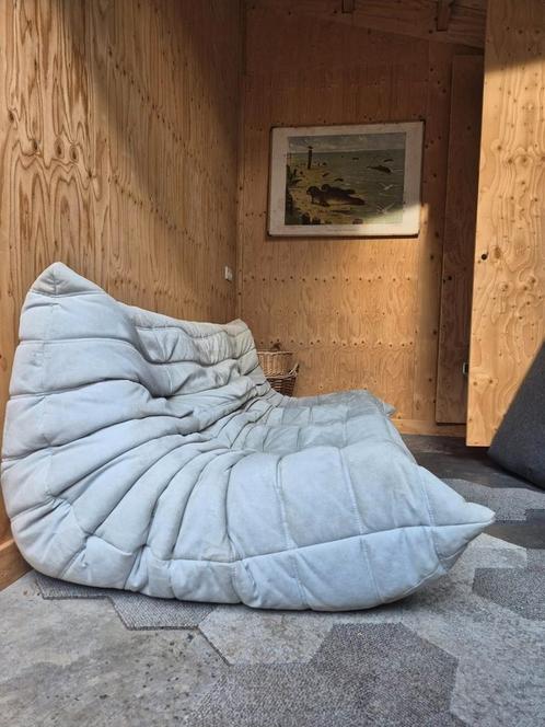 Ligne Roset Togo Alcantara (inclusief aankoopbon), Huis en Inrichting, Banken | Bankstellen, Zo goed als nieuw, Ophalen