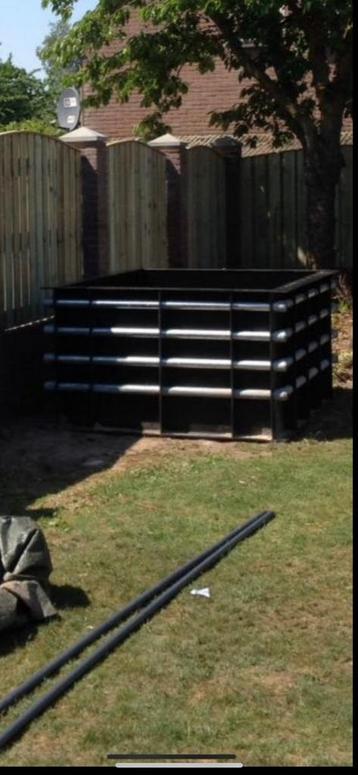 Hdpe vijverbak beschikbaar voor biedingen