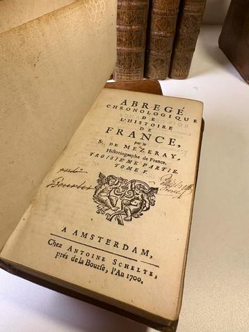 8 deel De Mezeray - Franse Geschiedenis 1700 beschikbaar voor biedingen