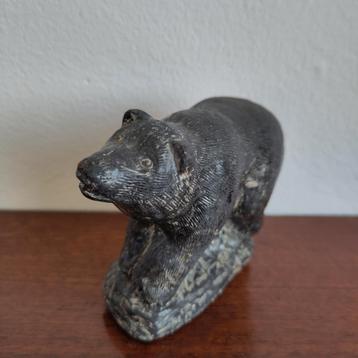 Wolfsbeer van the Wolf sculptures Canada  beschikbaar voor biedingen