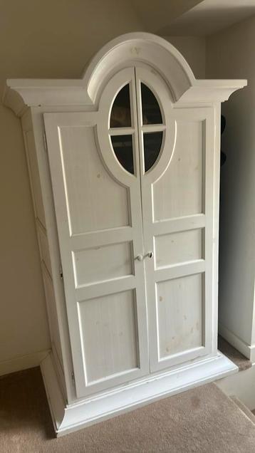 Flamant wardrobe antique white, kledingcast beschikbaar voor biedingen