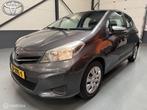 Toyota Yaris 1.0 VVT-i Aspiration Airco|Navi|Trekhaak, Euro 5, Stof, Bedrijf, 39 €/maand