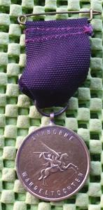 Medaille:: Airborne  - Politie Renkum  -  kort lint ., Postzegels en Munten, Penningen en Medailles, Nederland, Ophalen of Verzenden
