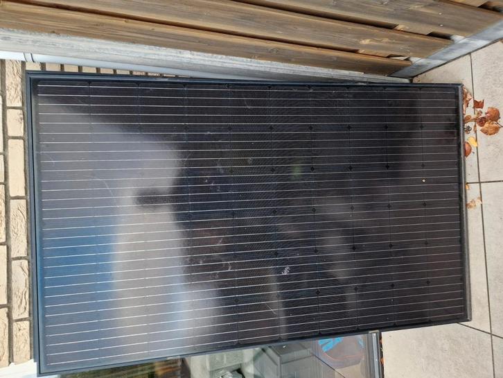 12 DMEGC zonnepanelen 300Wp + GoodWe omvormer, Doe-het-zelf en Verbouw, Dakpannen en Dakbedekking, Gebruikt, Kunststof, 15 m² of meer
