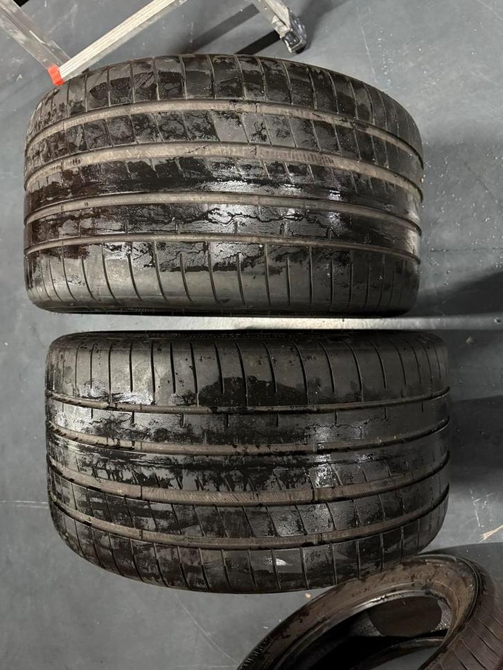 2x 305 30 21 104Y Goodyear Asymmetric 5 NF Demo DOT2124, Auto-onderdelen, Banden en Velgen, Band(en), Zomerbanden, 21 inch, 305 mm