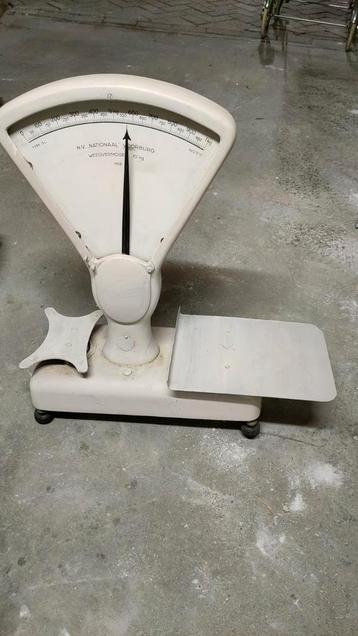 Vintage N.V. Nationaal Voorburg Weegschaal beschikbaar voor biedingen