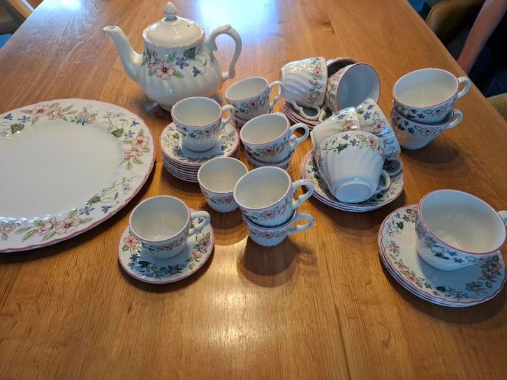 Wood&Sons Spring Fields Koffieservies 20-delig, Antiek en Kunst, Antiek | Servies compleet, Ophalen