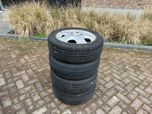 Bandenset - Mercedes, Auto-onderdelen, Banden en Velgen, Banden en Velgen, Winterbanden, 15 inch, 195 mm, Personenwagen, Gebruikt