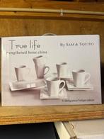 Compleet Bekerset True Life - Nieuw!, Huis en Inrichting, Keuken | Servies, Ophalen, Nieuw, Effen, Porselein