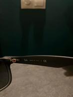 Ray-Ban Justin Zonnebril - Stijlvol en Tijdloos, Zonnebril, Zwart, Ophalen of Verzenden, Zo goed als nieuw