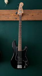 Squier Precision Bass, Muziek en Instrumenten, Snaarinstrumenten | Gitaren | Bas, Gebruikt, Ophalen, Elektrisch