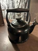 Le Creuset Fluitketel - Zwart, Huis en Inrichting, Keuken | Keukenbenodigdheden, Ophalen of Verzenden, Gebruikt