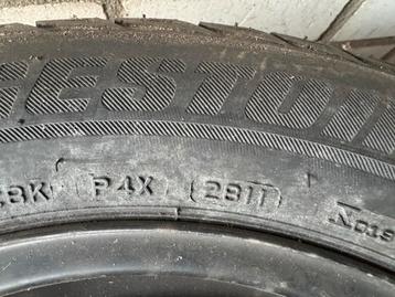 Winterbanden Bridgestone 205/55R16 op velg seat of vw golf beschikbaar voor biedingen