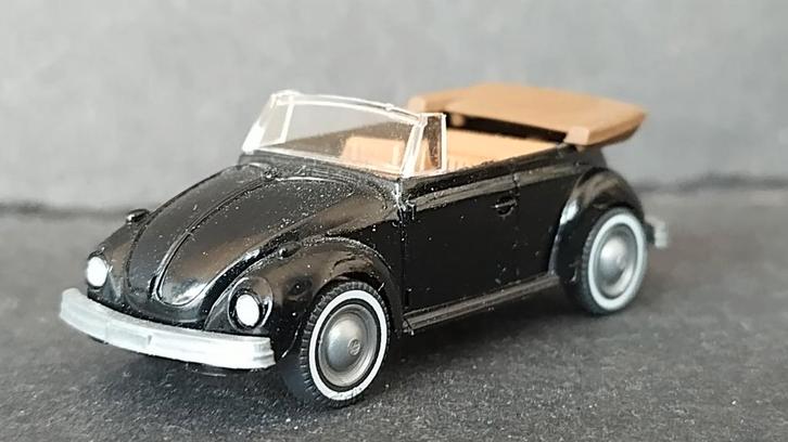 Volkswagen VW kever Cabrio 1303 1:87 H0 Wiking Pol, Hobby en Vrije tijd, Modelauto's | 1:87, Verzenden
