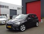 BMW 2-serie Active Tourer 218i Luxury,Navi,Cruise,Trekhaak, Voorwielaandrijving, 65 €/maand, Gebruikt, Bruin