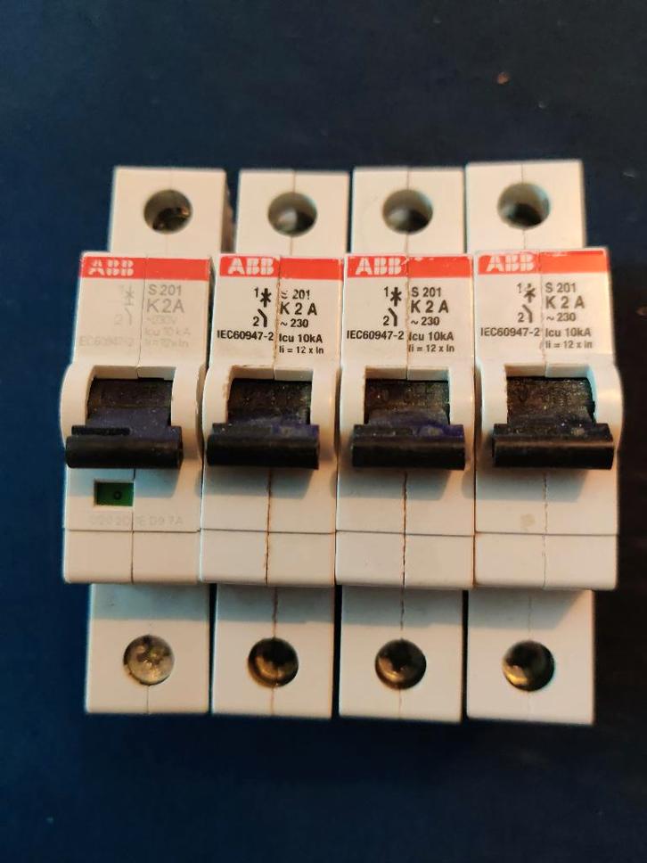 ABB Installatieautomaat S201 K2A 2CDS251001R0277, Hobby en Vrije tijd, Elektronica-componenten, Zo goed als nieuw, Ophalen of Verzenden