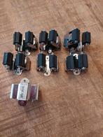 Bevestigings klemmen,voor bezems enz., Ophalen