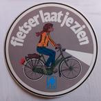 Leuke oude sticker.  VVN.  Fietser laat je zien., Ophalen of Verzenden, Zo goed als nieuw, Overige typen