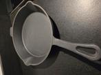 Gietijzeren Cast Iron pan, Huis en Inrichting, Keuken | Potten en Pannen, Ophalen, Nieuw, Gietijzer, Koekenpan of Braadpan