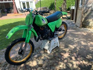 Kawasaki KX420 - Klassieker/oldtimer Crossmotor beschikbaar voor biedingen