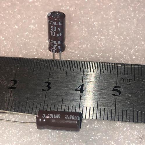 10 st 10uF 50v Chemi-Con LE serie, Hobby en Vrije tijd, Elektronica-componenten, Nieuw, Ophalen of Verzenden