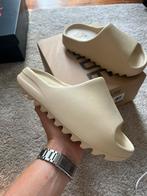 Yeezy Slide Bone 40.5, Kleding | Heren, Schoenen, Overige kleuren, Nieuw, Ophalen of Verzenden, Sneakers of Gympen