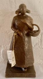 Vintage beeldje van De Oirschotse Mie. Beperkte oplage., Ophalen of Verzenden