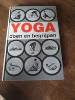 Yoga Doen en Begrijpen - André van Lysebeth, Ophalen of Verzenden, Zo goed als nieuw, André van Lysebeth, Instructieboek