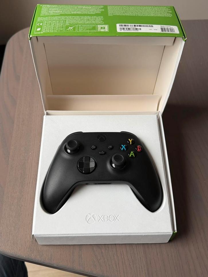 Xbox Series X en S controller - carbon black/zwart, Spelcomputers en Games, Spelcomputers | Xbox | Accessoires, Gebruikt, Xbox Original