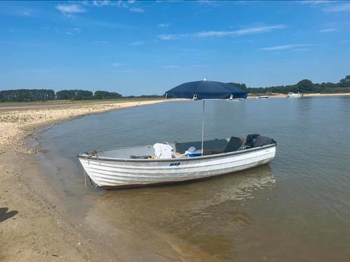 Complete boot (WITH 400)  + trailer te koop – VAARKLAAR, Watersport en Boten, Sloepen, Zo goed als nieuw, Tot 10 pk, 3 tot 6 meter