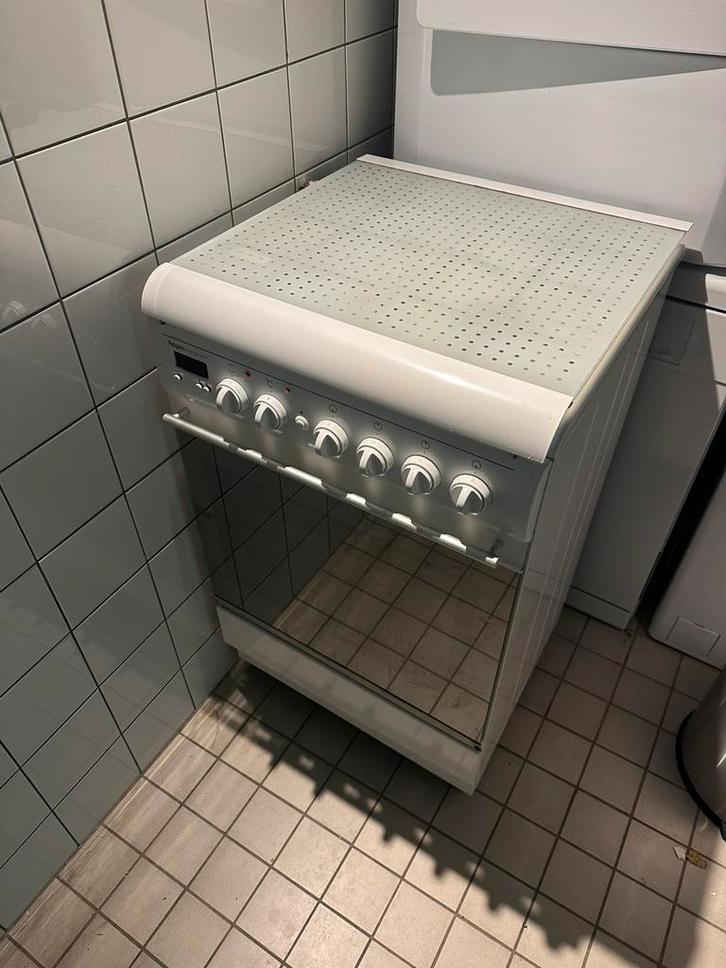 Pelgrim perfection gasfornuis met oven en afzuigkap., Witgoed en Apparatuur, Fornuizen, Zo goed als nieuw, Vrijstaand, Gas, 4 kookzones