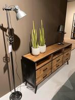 Dressoir Finn mag afgehaald worden voor €495, Ophalen of Verzenden, Zo goed als nieuw, 25 tot 50 cm