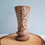 Antiek gietijzeren tuinvaasje met bloemmotief, Ophalen of Verzenden